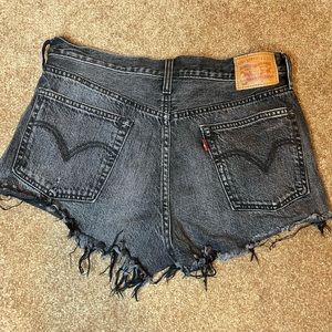Levi’s 501 shorts 30